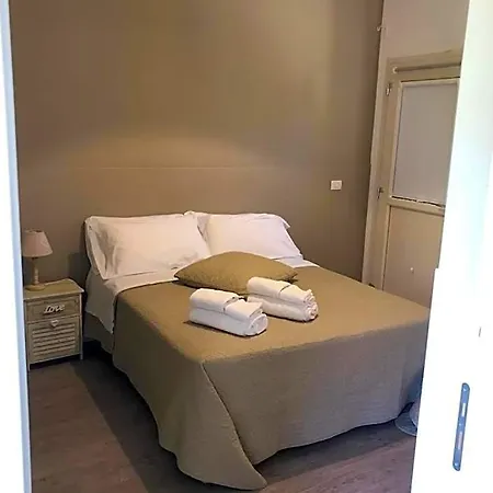Bed & Breakfast Possidonea 28